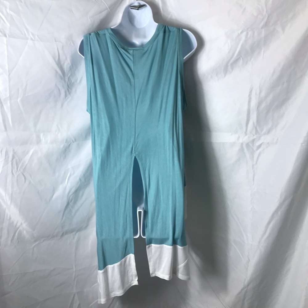 BCBG TOP - Picture 2 of 7